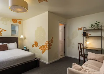 Queen Anne Bed And Breakfast hotel thumbnail 5
