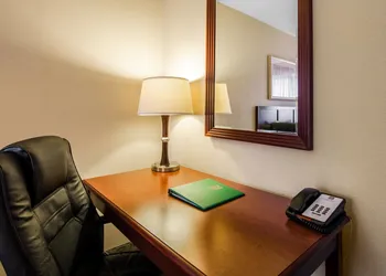 Quality Inn Summersville - New River Area hotel thumbnail 6