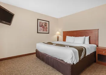 Quality Inn & Suites Owasso US-169 hotel thumbnail 7
