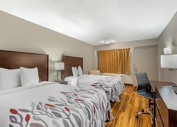 Red Roof Inn Milwaukee – Airport/Oak Creek hotel thumbnail 8