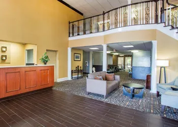 Comfort Inn & Suites at Stone Mountain hotel thumbnail 3