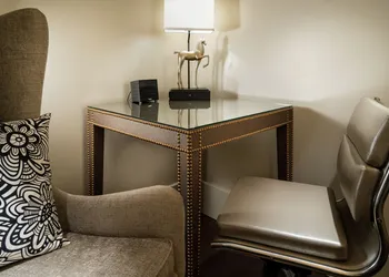 Staypineapple, An Elegant Hotel, Union Square hotel thumbnail 7