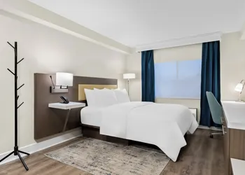 Latitude Suites Tinton Falls, part of Unscripted by Hyatt hotel thumbnail 6