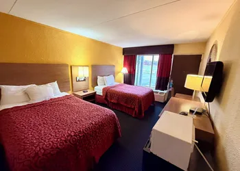 Days Inn by Wyndham Seymour hotel thumbnail 3