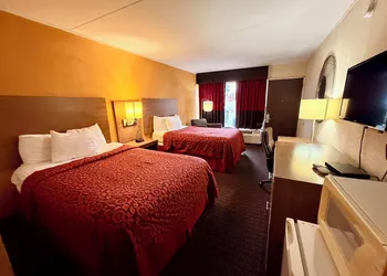 Days Inn by Wyndham Seymour hotel thumbnail 8
