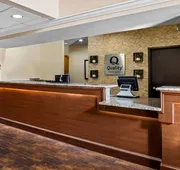 Quality Suites Irving-Las Colinas hotel detail image 3