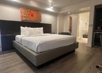 Baymont Inn & Suites by Wyndham Tempe University/Phoenix hotel thumbnail 5