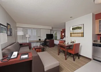 Residence Inn Lansing West hotel thumbnail 3
