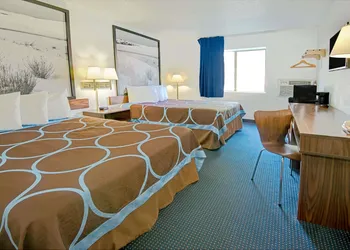 Super 8 by Wyndham Las Cruces University Area hotel thumbnail 5