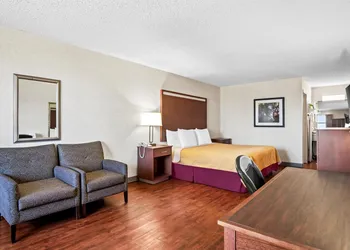 Americas Best Value Inn Midlothian Cedar Hill hotel thumbnail 7