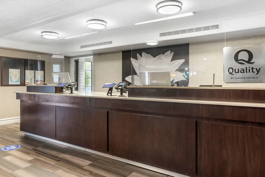 Quality Inn & Suites North Charleston - Ashley Phosphate hotel detail image 2
