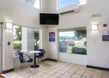Motel 6 Pensacola, FL - NAS hotel thumbnail 2