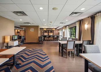 Hampton Inn Ridgefield Park hotel thumbnail 5