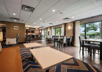 Hampton Inn Ridgefield Park hotel thumbnail 6
