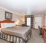 Travelodge by Wyndham Sylmar CA hotel detail image 4