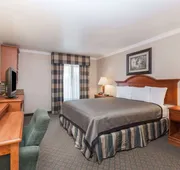 Travelodge by Wyndham Sylmar CA hotel detail image 7