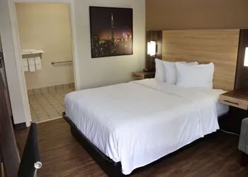 Baymont by Wyndham Santee hotel thumbnail 8