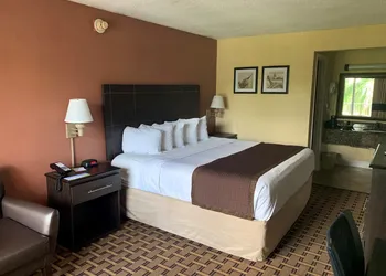 Days Inn by Wyndham Fort Lauderdale-Oakland Park Airport N hotel thumbnail 6