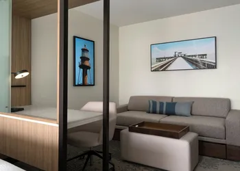 SpringHill Suites by Marriott Fort Myers Airport hotel thumbnail 8