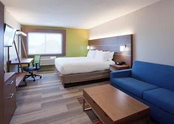 Holiday Inn Express & Suites Minneapolis – West End by IHG hotel thumbnail 4