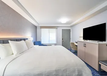 All Seasons Inn and Suites hotel thumbnail 4