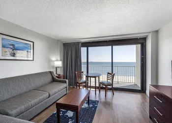 Coastal Hotel and Suites Virginia Beach Oceanfront hotel thumbnail 8