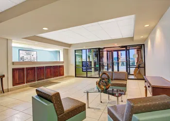 Super 8 by Wyndham Knoxville East hotel thumbnail 2