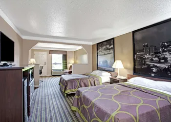 Super 8 by Wyndham Knoxville East hotel thumbnail 5