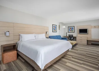 Holiday Inn Express and Suites Ontario Airport by IHG hotel thumbnail 5