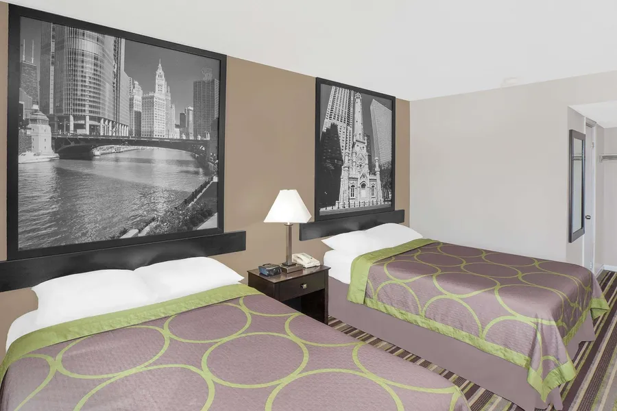 Super 8 by Wyndham Morton Grove/Chicago hotel detail image 2