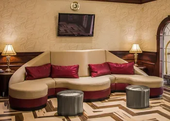 Quality Suites NYC Gateway hotel thumbnail 4