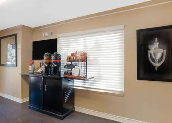 Extended Stay America San Diego - Sorrento Mesa hotel thumbnail 3