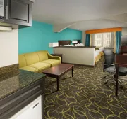 Holiday Inn Express & Suites DFW - Grapevine by IHG hotel detail image 3