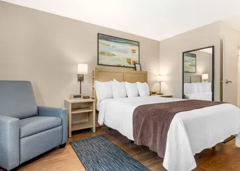 Extended Stay America Suites Carlsbad Village by the Sea hotel thumbnail 5