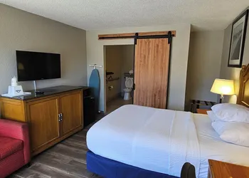 Days Inn by Wyndham Orlando Downtown hotel thumbnail 7