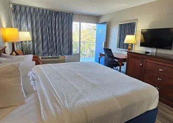 Days Inn by Wyndham Orlando Downtown hotel thumbnail 8