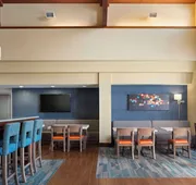 Hampton Inn & Suites Newport News (Oyster Point) hotel detail image 3