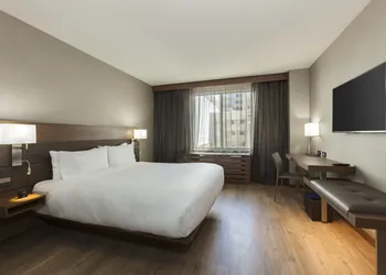 AC Hotels by Marriott Chicago Downtown hotel thumbnail 5