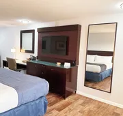 Lantern Inn & Suites hotel detail image 4