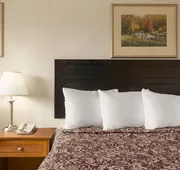 Travelodge by Wyndham Edmonton East hotel detail image 7