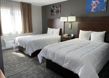 Voyager Resort Inn hotel thumbnail 3