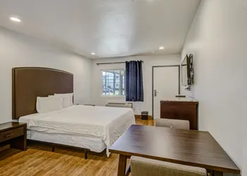 Hyland Motel Van Nuys hotel thumbnail 4