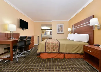 Americas Best Value Inn Azusa Pasadena hotel thumbnail 4