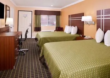 Americas Best Value Inn Azusa Pasadena hotel thumbnail 7