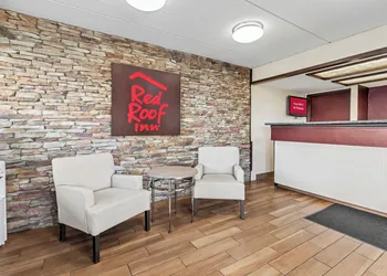 Red Roof Inn Jackson Downtown - Fairgrounds hotel thumbnail 3