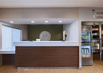 Fairfield Inn & Suites by Marriott San Antonio Market Square hotel thumbnail 2