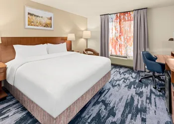 Fairfield Inn & Suites by Marriott San Antonio Market Square hotel thumbnail 6