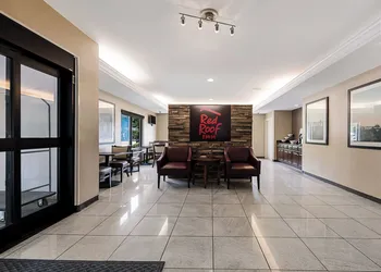 Red Roof Inn Newport News - Yorktown hotel thumbnail 5
