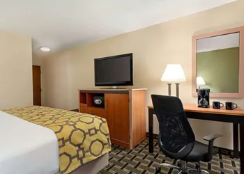Baymont by Wyndham North Dartmouth / Fall River hotel thumbnail 6