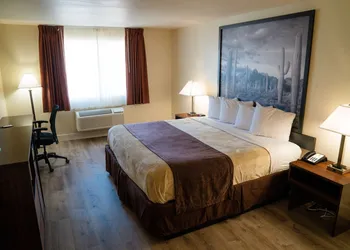 Super 8 by Wyndham Yuma hotel thumbnail 6